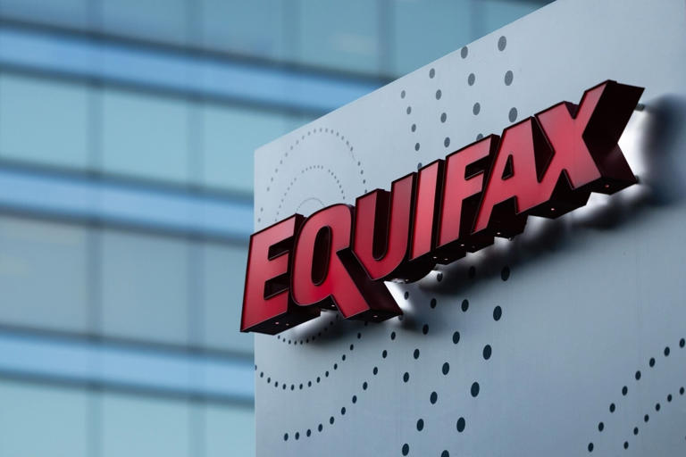 Equifax Cuts Prices After FICO Shakes Up Credit-Score Market