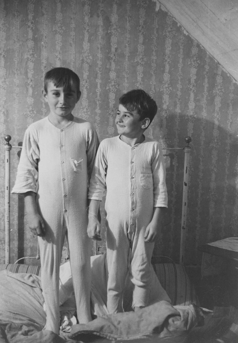Picture Idea: 9 And 11 Year Old Homeschoolers Stay Up Until 4