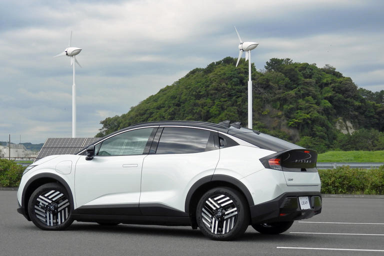 日産が電気自動車の新型「リーフ」の受注を10月17日にスタート 航続距離は702kmを実現
