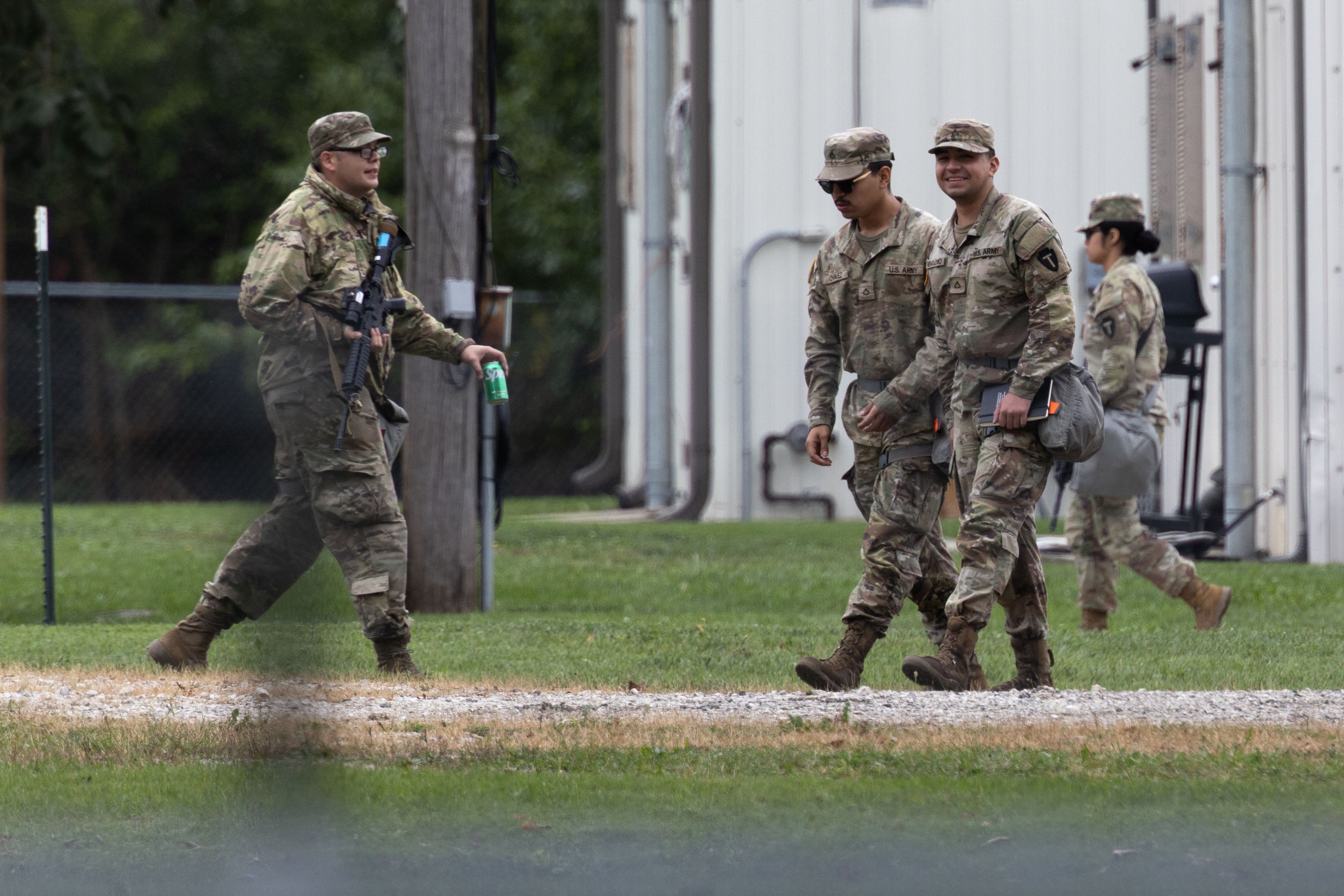 Photos: Texas National Guard troops arrive in Chicago area for Trump ...