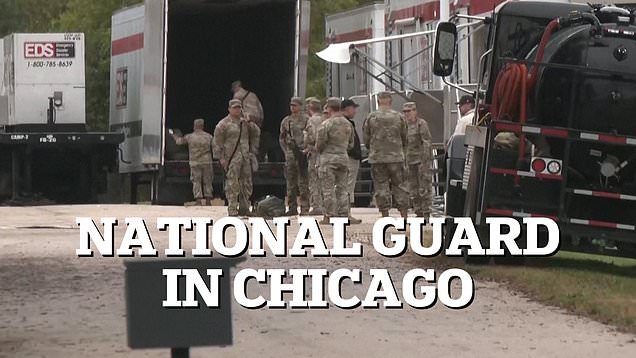 Texas National Guard members arrive at army base near Chicago