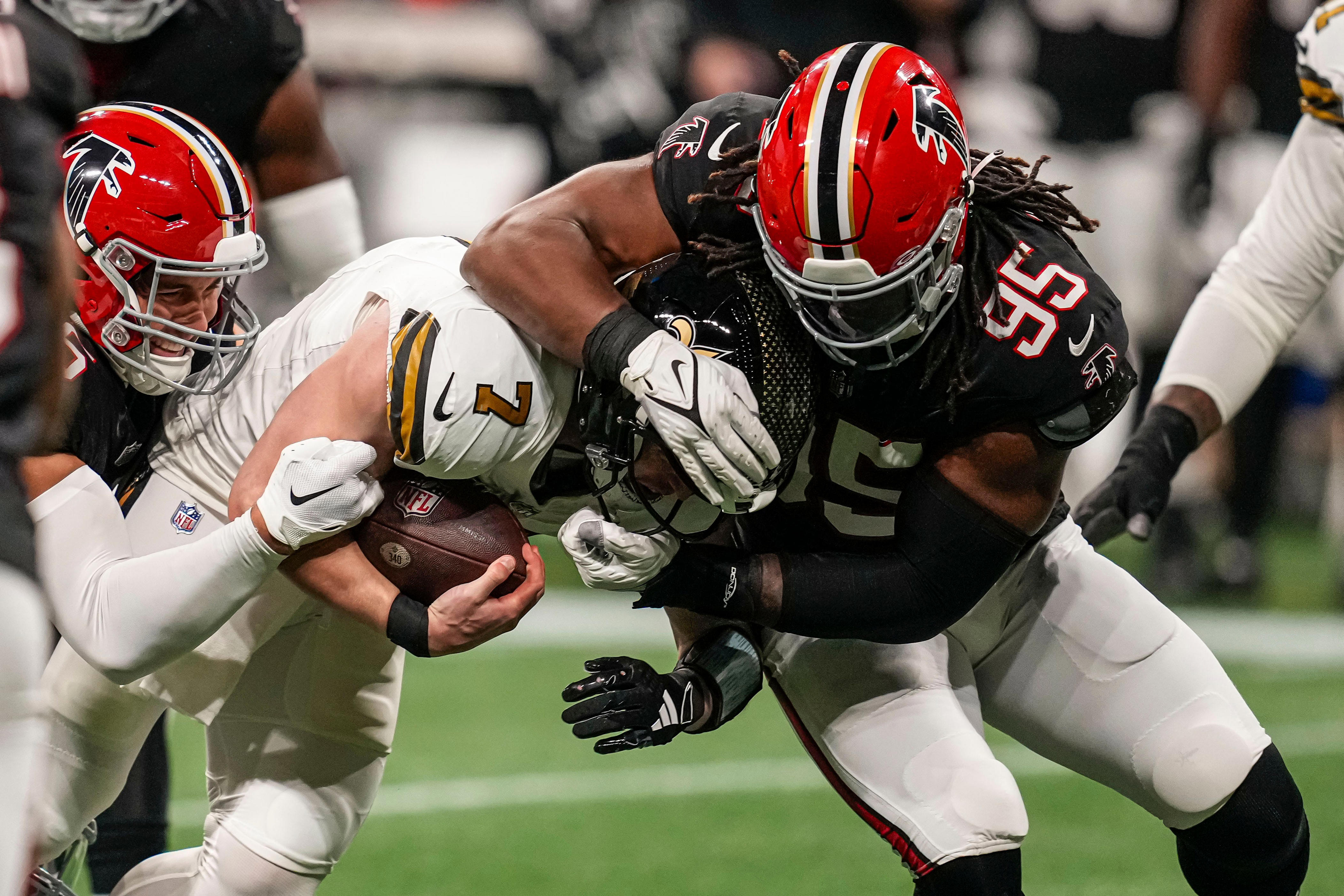 Falcons open 21-day practice window for injured defensive lineman
