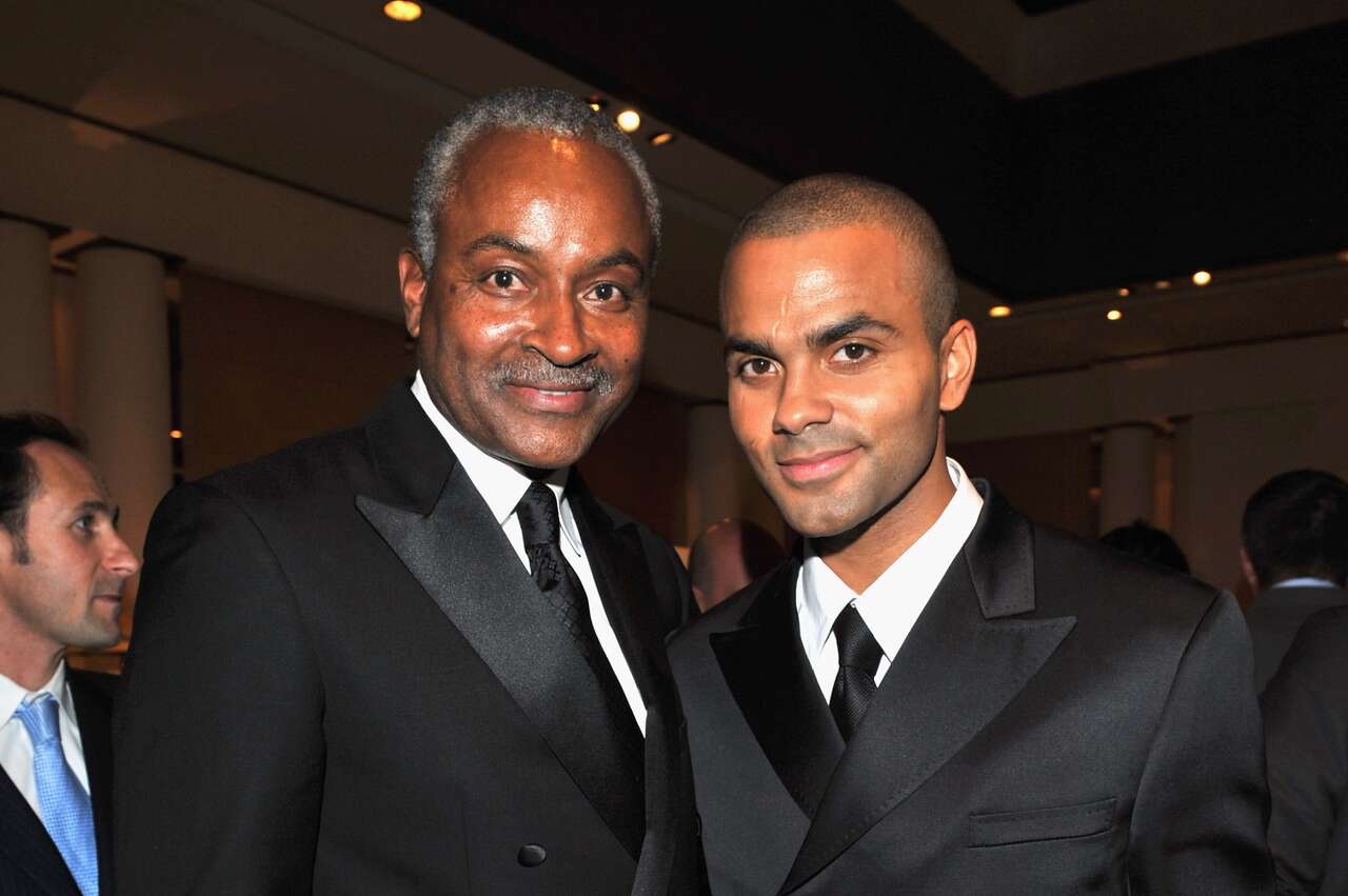 Tony Parker shares heartfelt tribute following father's death