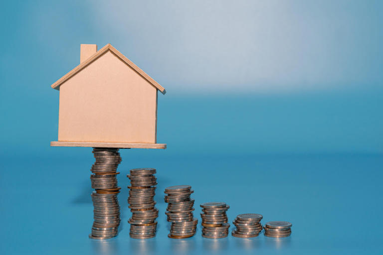 Homebuying is becoming more affordable again, a report this week revealed. / Credit: Kmatta/Getty Images
