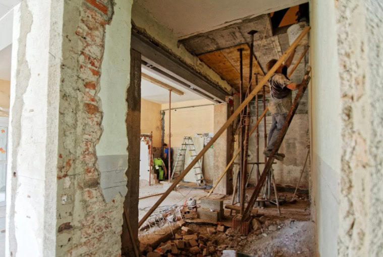 Common problems that can derail your home renovation