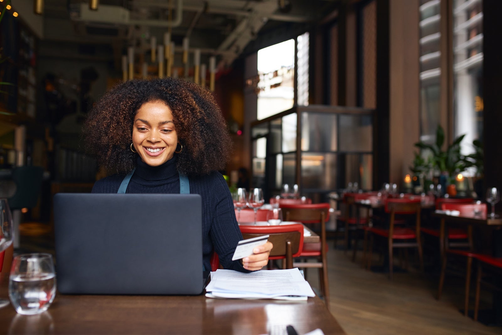 Who is eligible for the American Express Business Platinum Card?