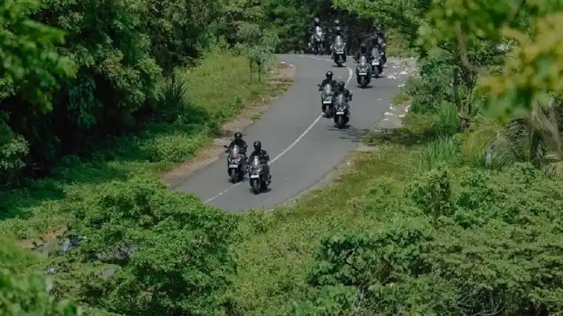 Usai perjalanan jauh libur tahun baru, ini komponen motor yang harus dicek