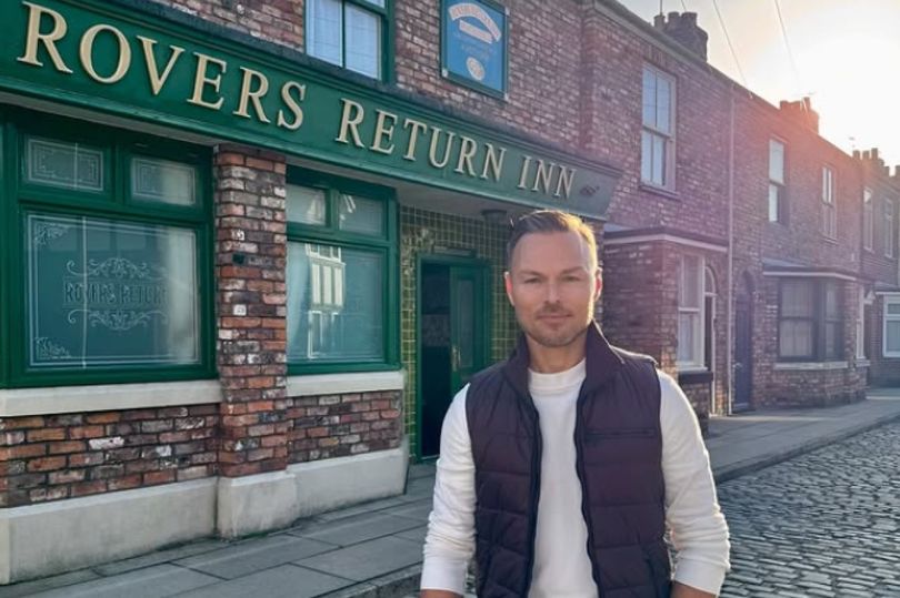 Andrew Hayden-Smith confirmed his Corrie role