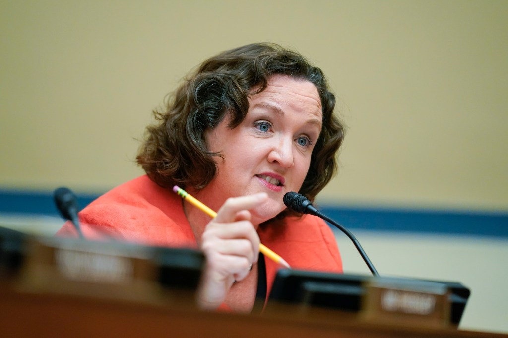 California gubernatorial hopeful Katie Porter tries to storm out of CBS ...