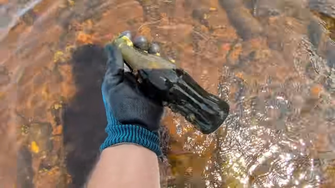 Treasure Hunters Find Incredible Historic Relics in the Mud!