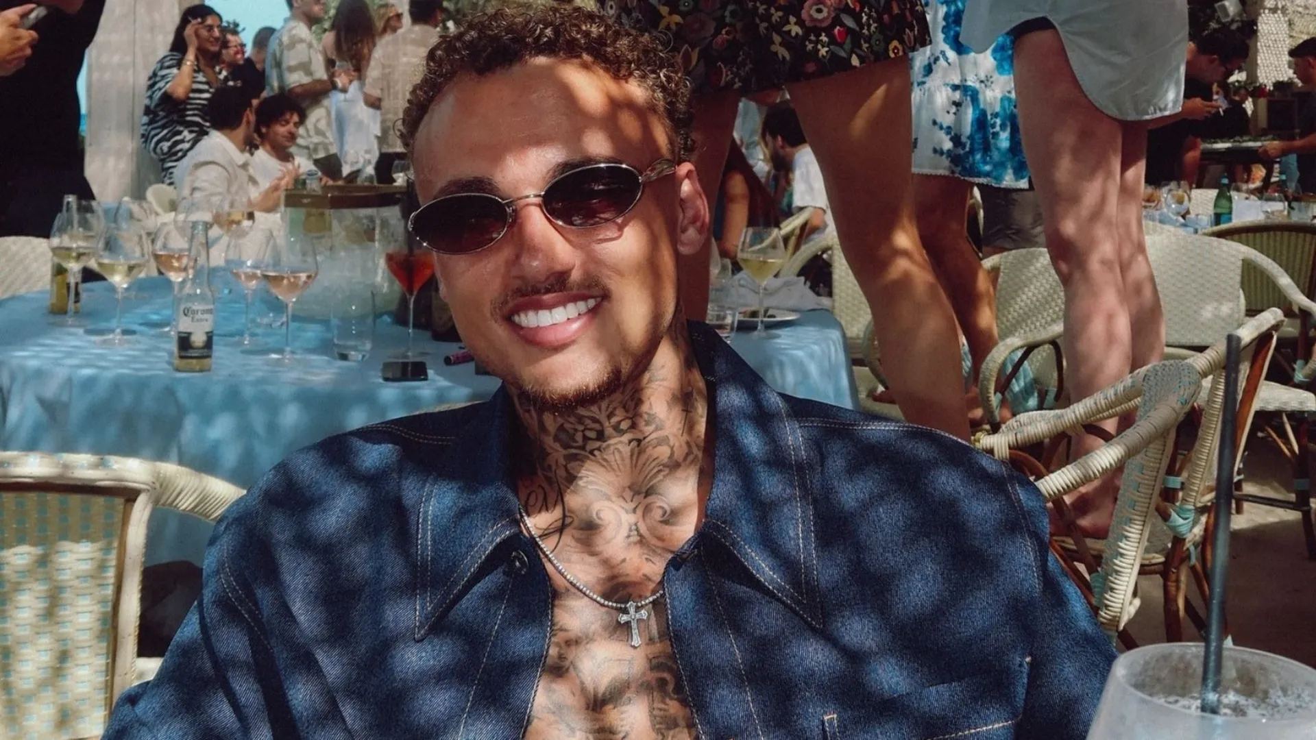 Zien! Dit is de knappe vriendin van voetballer Noa Lang