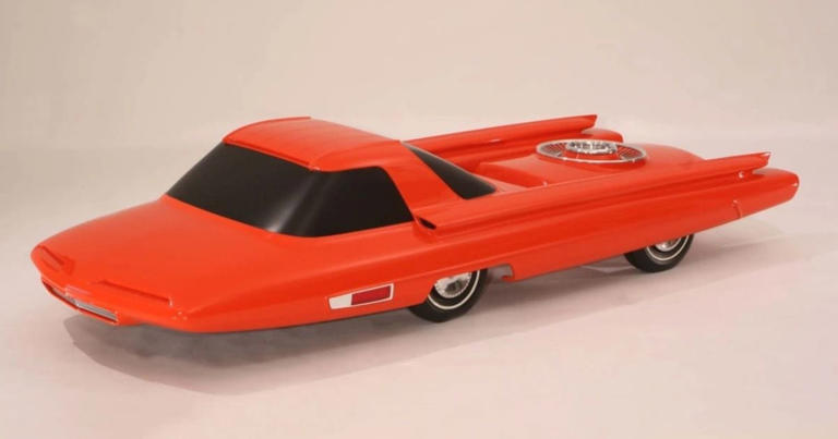 Cette voiture devait fonctionner au nucléaire.