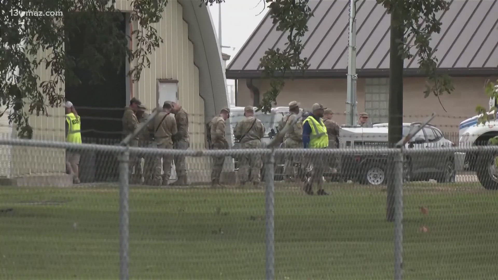 President Trump deploys Texas national guard to Chicago, Illinois ...