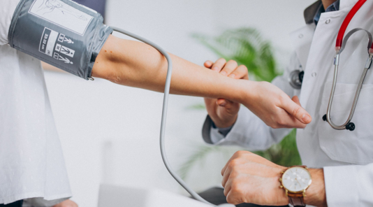 Adiós colesterol: cuántas almendras hay que consumir por día, según un estudio de Harvard