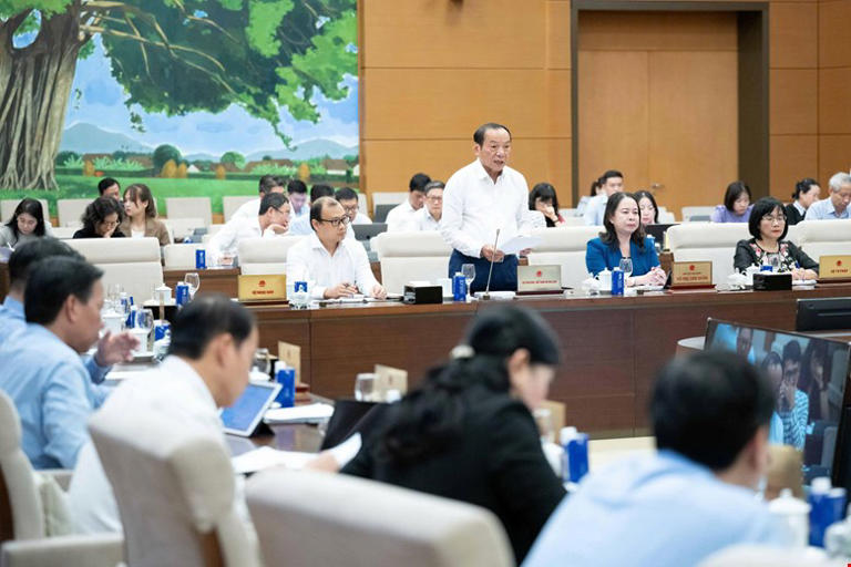 Ủy ban Thường vụ Quốc hội đã xem xét, cho ý kiến về dự án Luật Báo chí (sửa đổi). Ảnh: Quochoi.vn