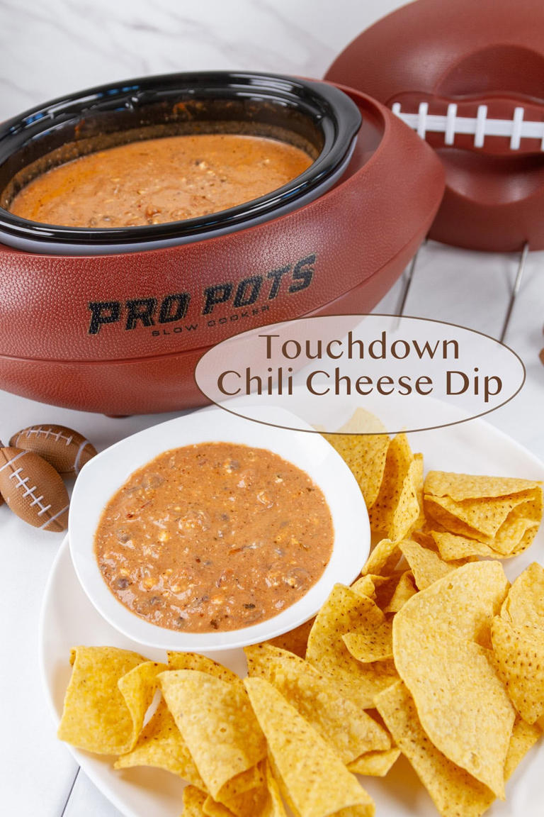 Touchdown chili cheese dip