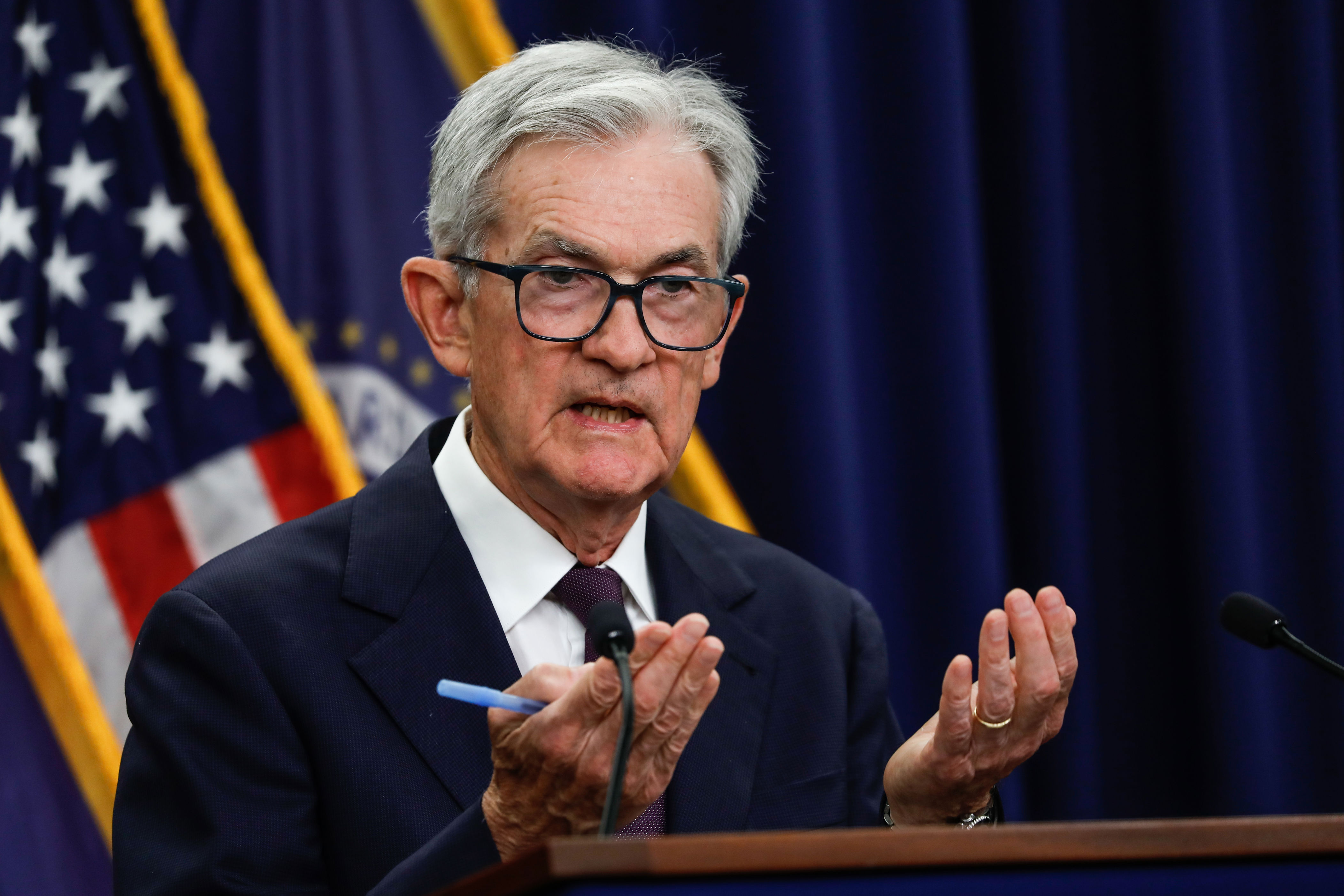 A divided Fed sees more rate cuts ahead this year: FOMC minutes