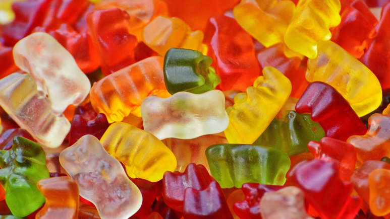 8. Gummy Fruit Snacks