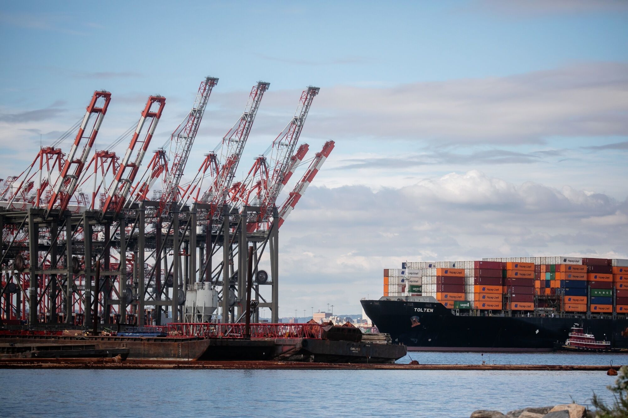 US Annual Budget Deficit Steady at $1.8 Trillion, Despite Surge in ...