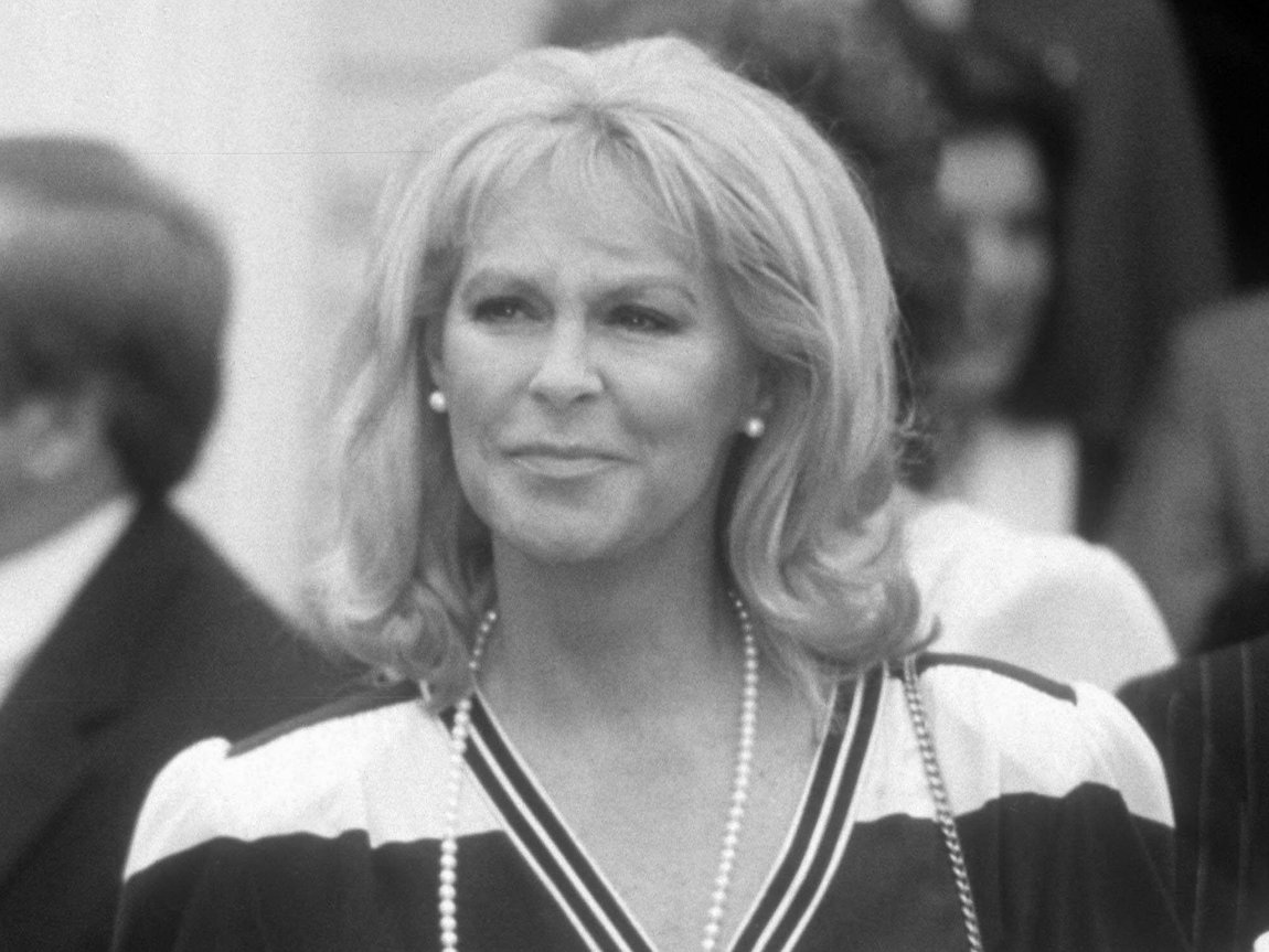 Joan Kennedy dies at 89