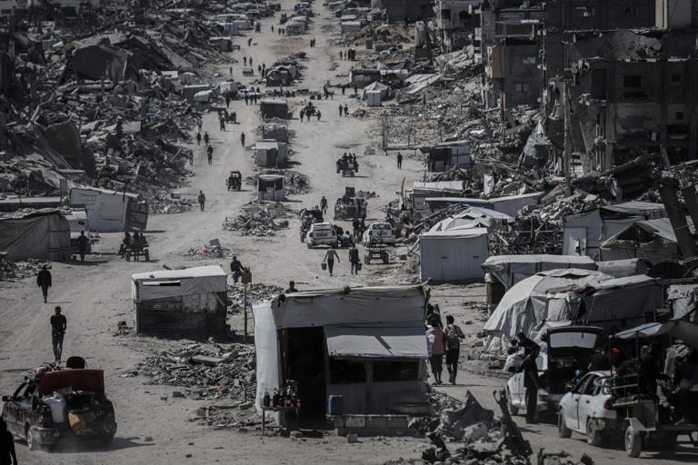 Displaced Palestinians at the Jabaliya refugee camp in northern Gaza. 