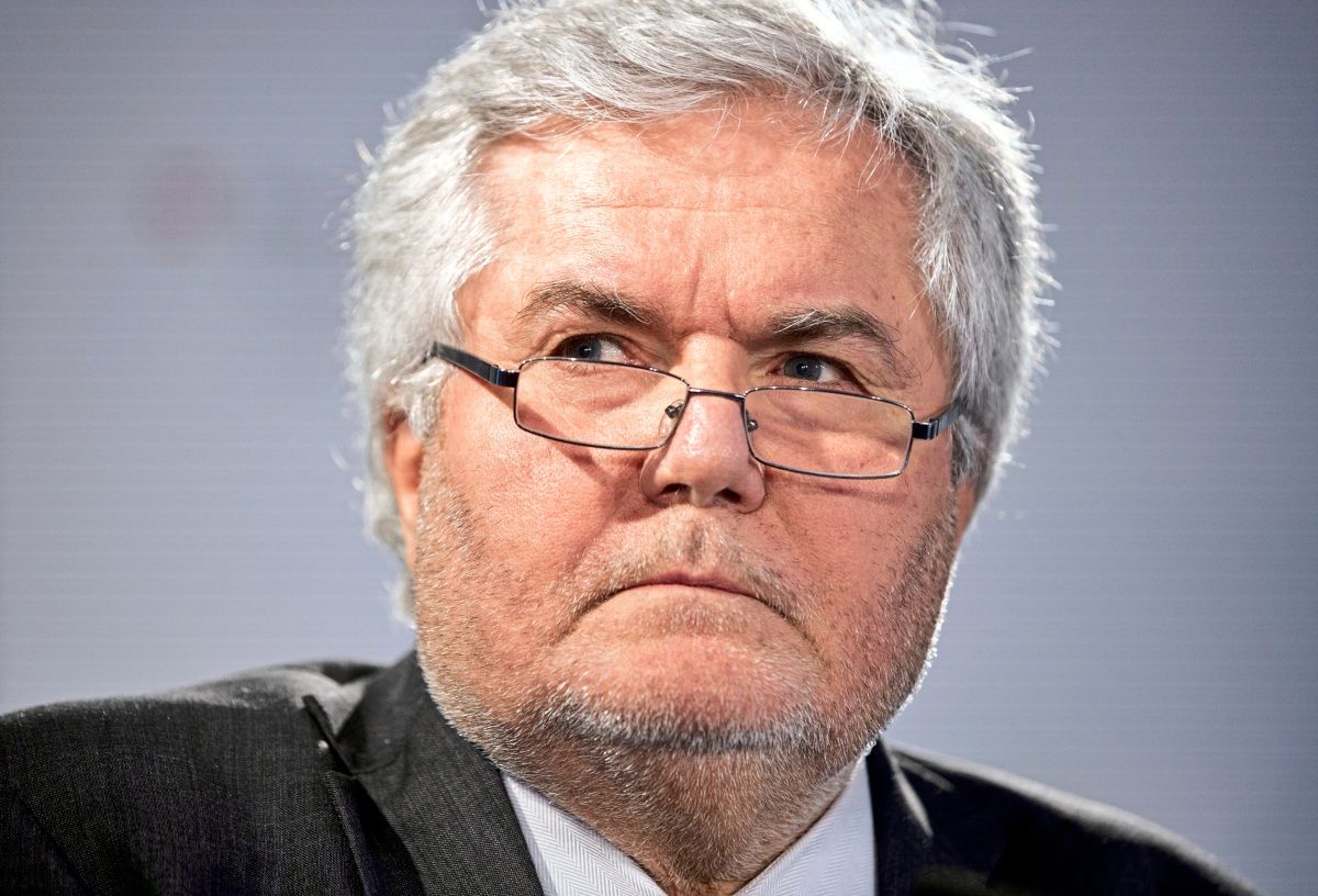 Vergleich zwischen früherem Rektor der PH Niederösterreich und ...