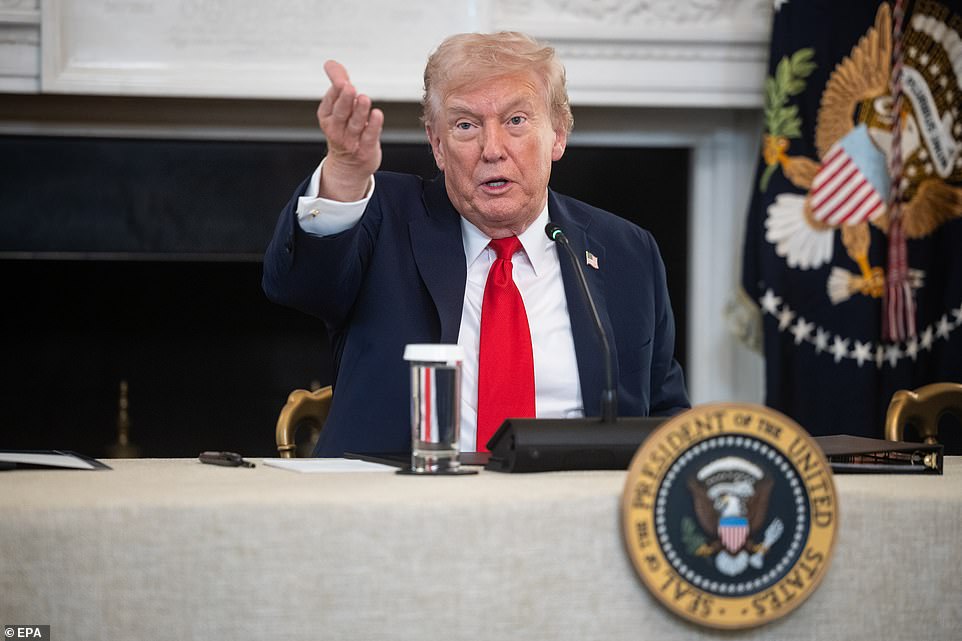 Trump shuts down CNN reporter with brutal takedown