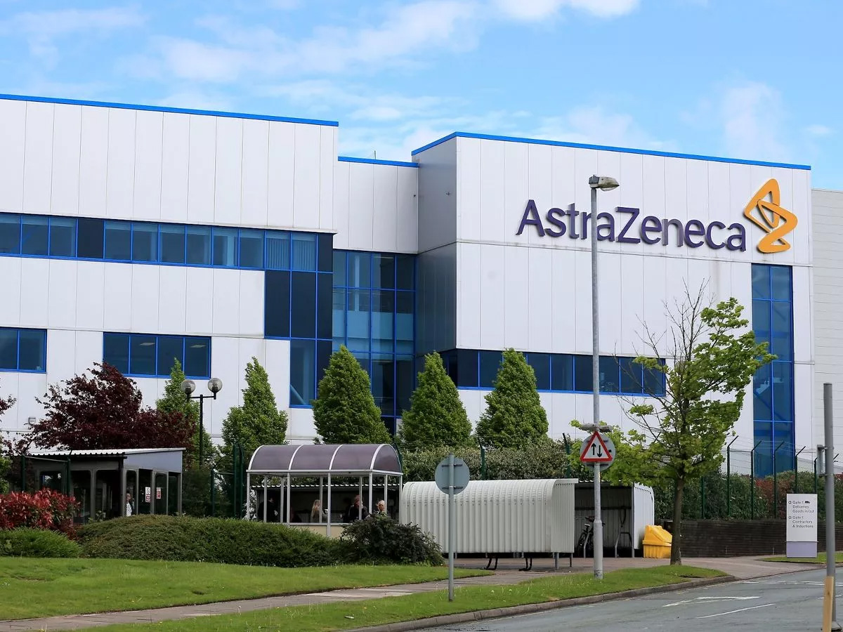 Anh cân nhắc điều chỉnh chính sách chi trả thuốc để tránh bị Mỹ áp thuế