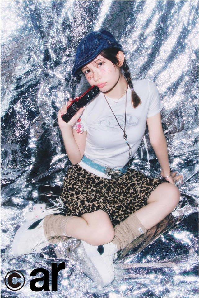 長澤まさみ、『ar』30周年号のカバーガールに！ニットのショート