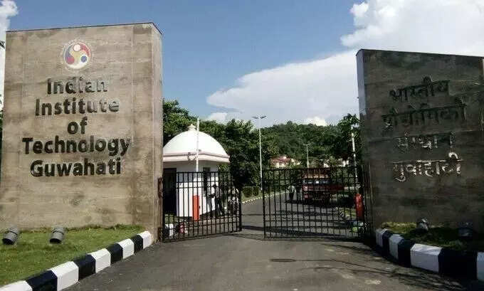 IIT Guwahati Celebrates First Graduating Class in Data Science and AI
