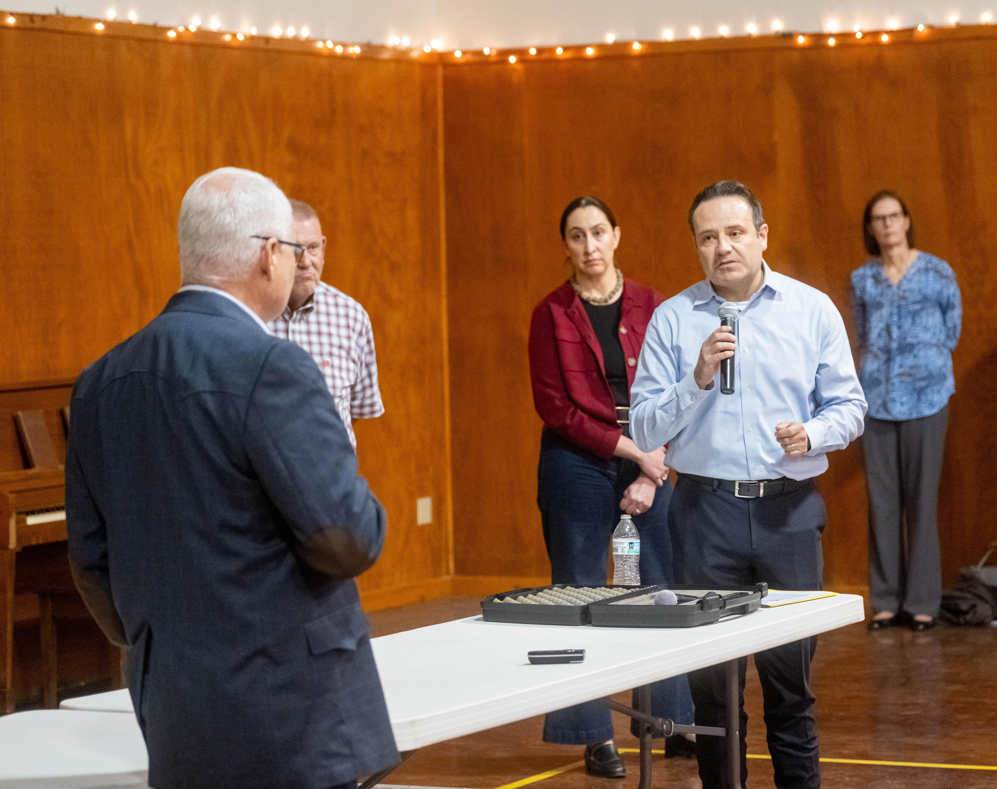 Residents Pack Church To Oppose Xcel Solar Farm Planned Near Rolling Hills