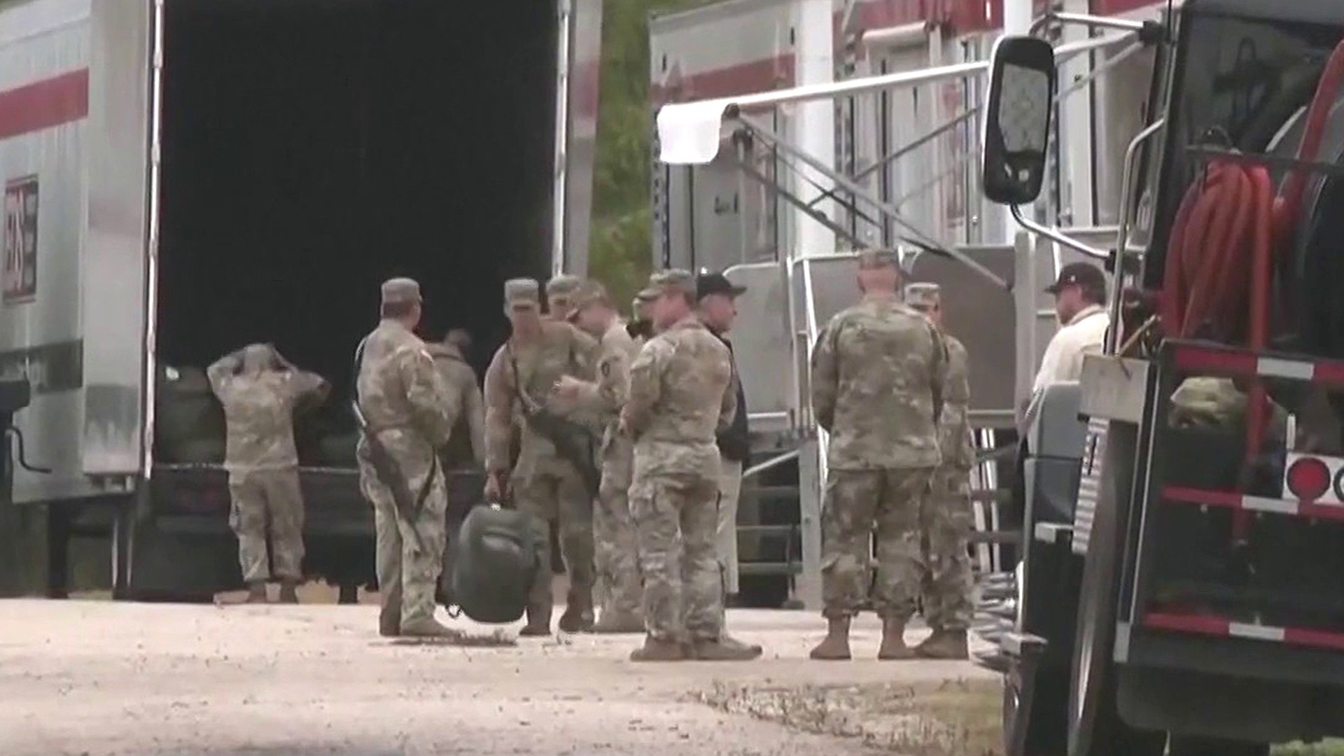 National Guard Arrives in Chicago as Deployment Battle Intensifies