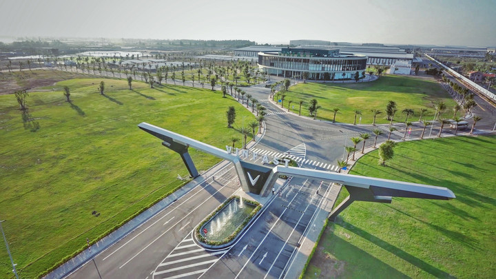 Berita Terkini: Industri Baja Ramah Lingkungan Vingroup; Aki Mobil Listrik