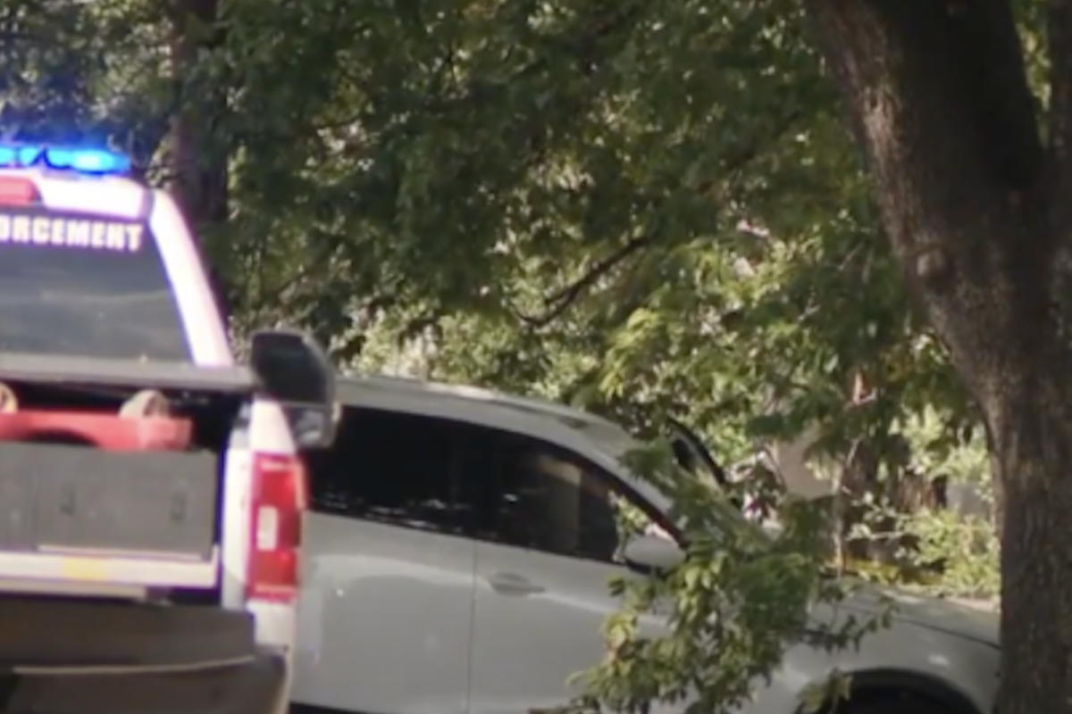 Four dead after gunman goes on shooting spree on 24mile stretch of(00)