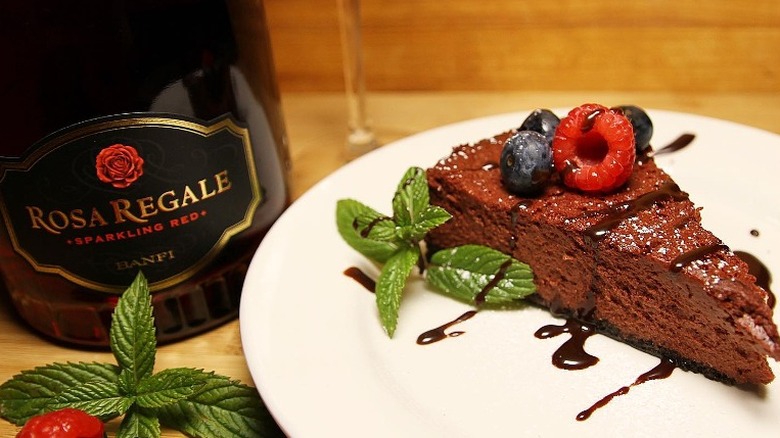 14 Types Of Sweet Red Wine — free download
