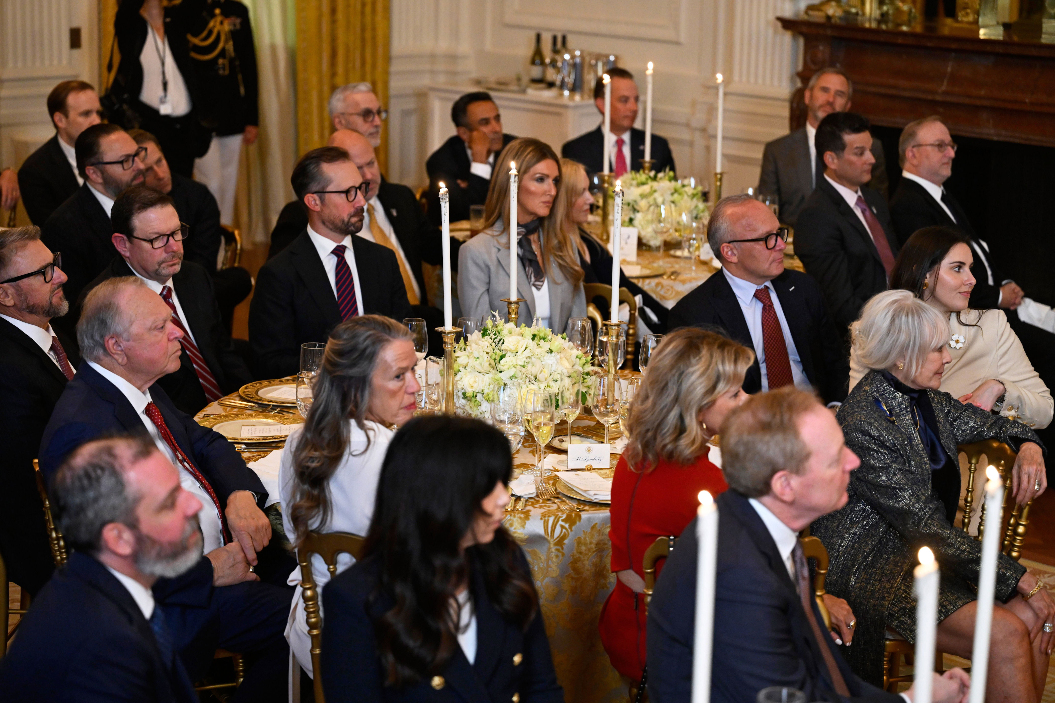 Tech moguls, with checkbooks primed, cozy up to Trump at fundraiser for ...