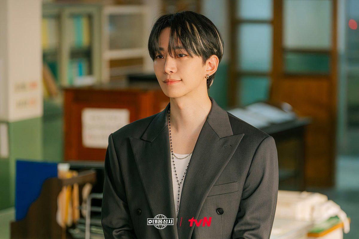 7 Tantangan Tae Poong Beradaptasi di Typhoon Family