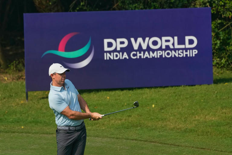 Rory McIlroy in contention despite leaving driver in clubhouse in India