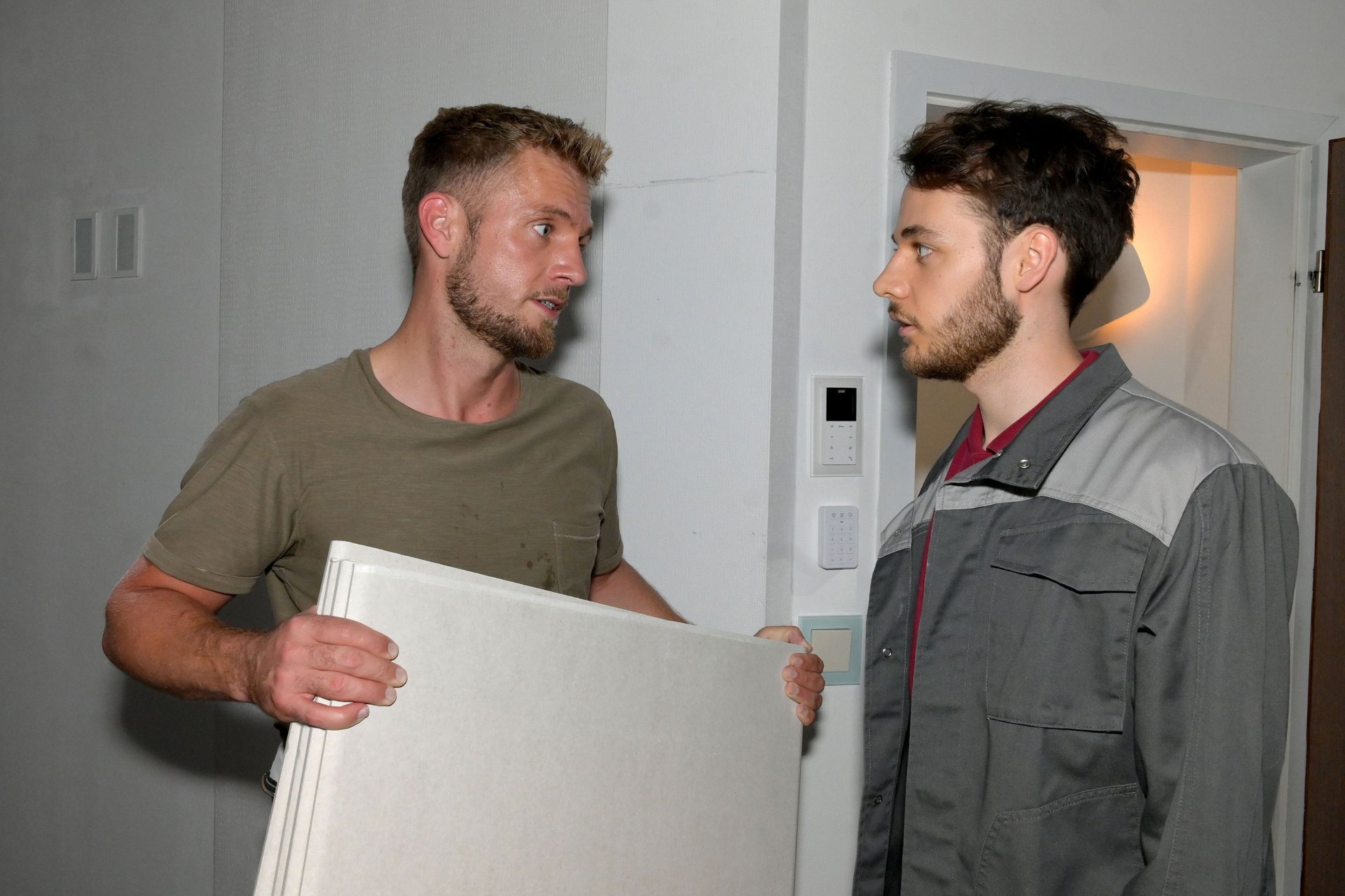 Schlimmer Verdacht bei GZSZ: Ist Robin etwa kriminell?