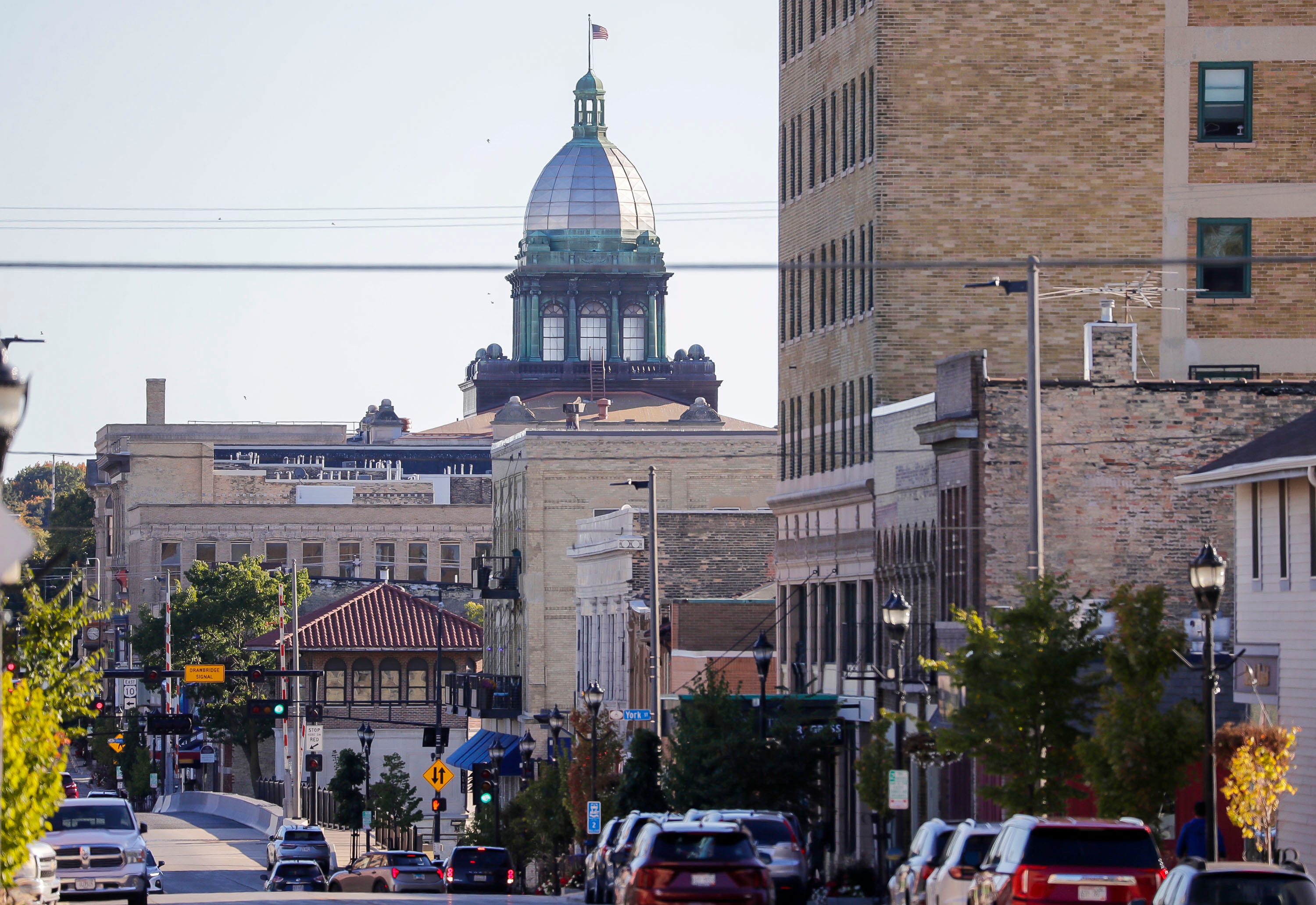 County board votes unanimously for 18-month data center moratorium