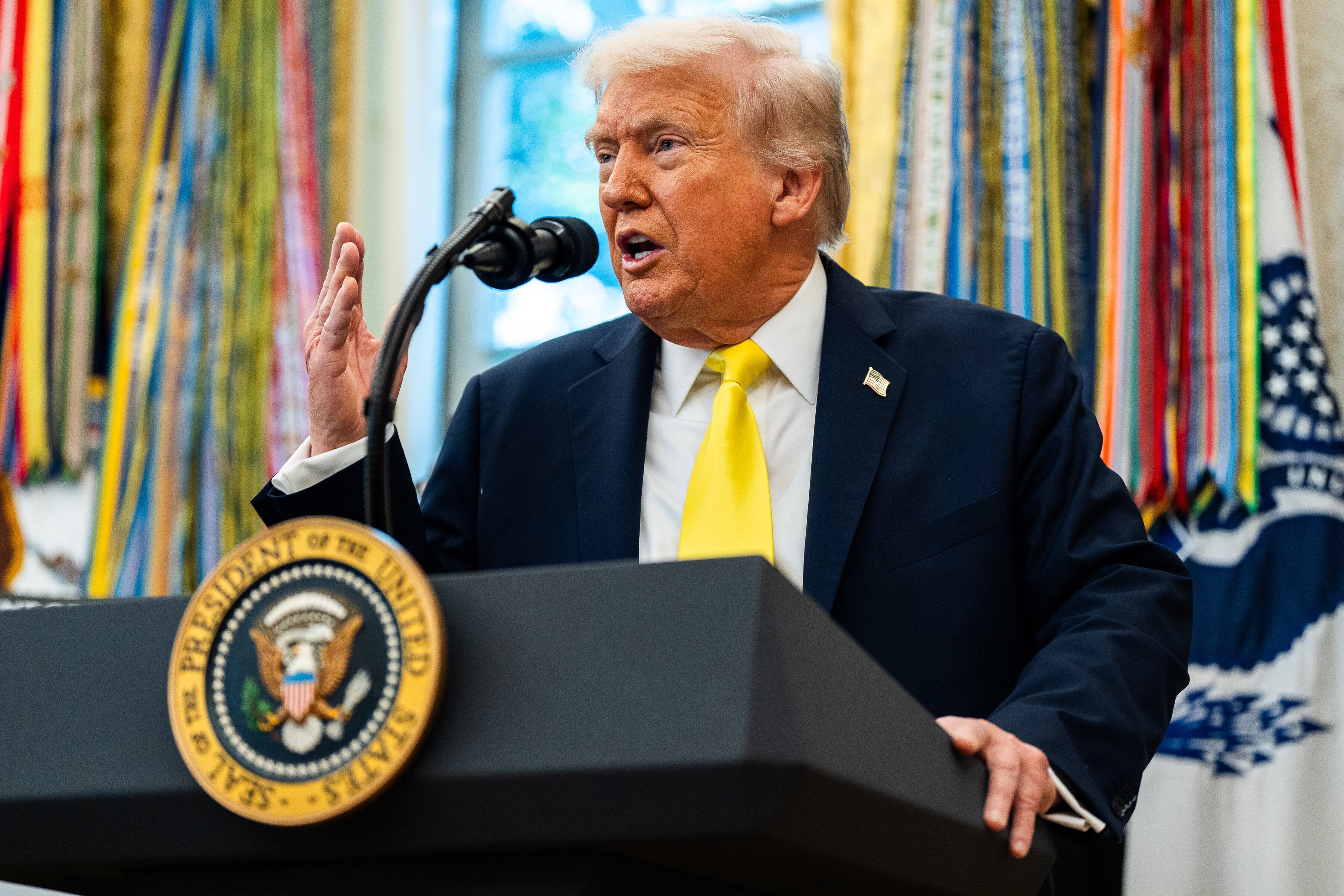 Trump Plans To Pay ICE Officers And Border Patrol Agents Despite ...
