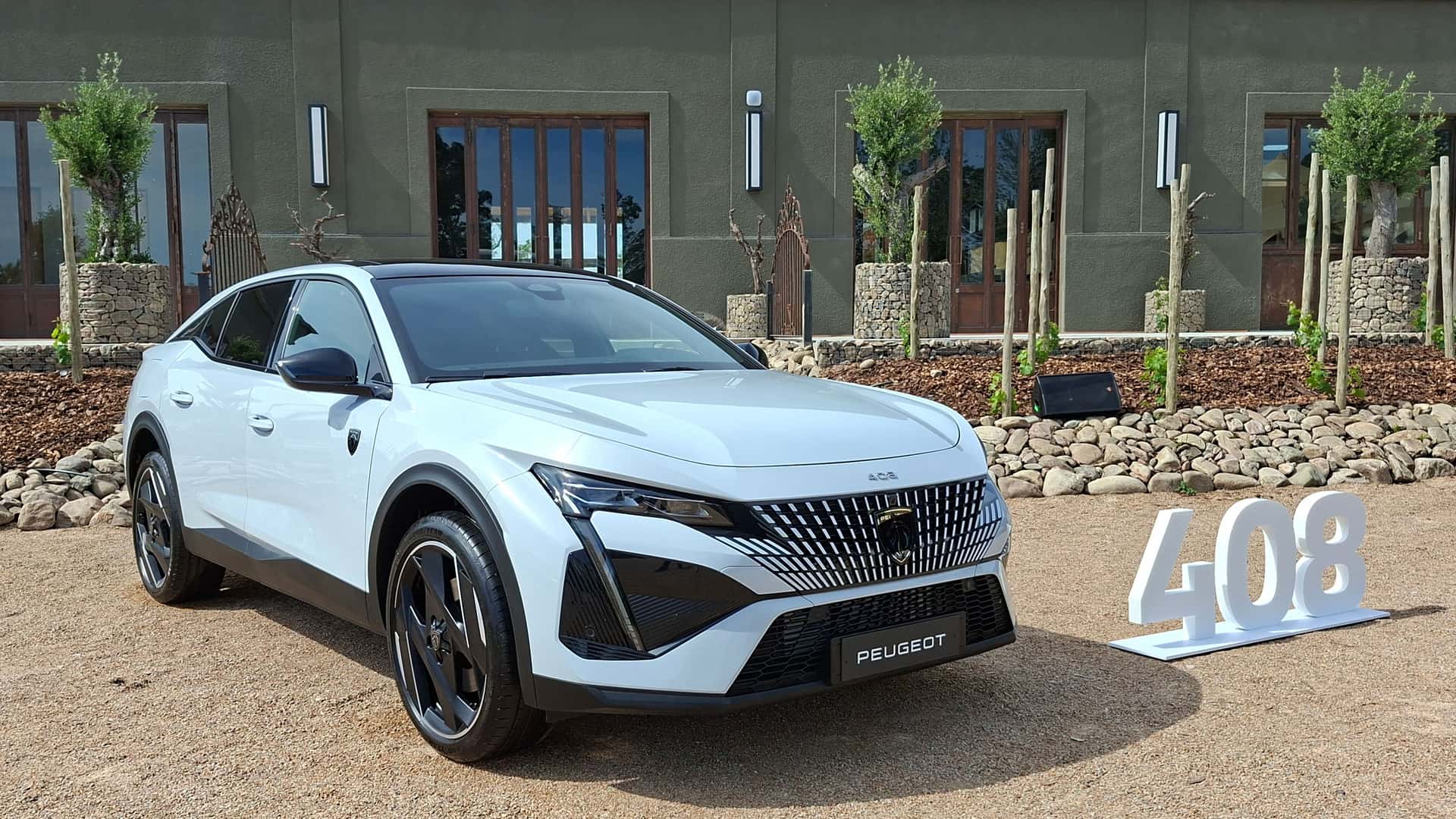 Cuatro apuntes del lanzamiento del Peugeot 408