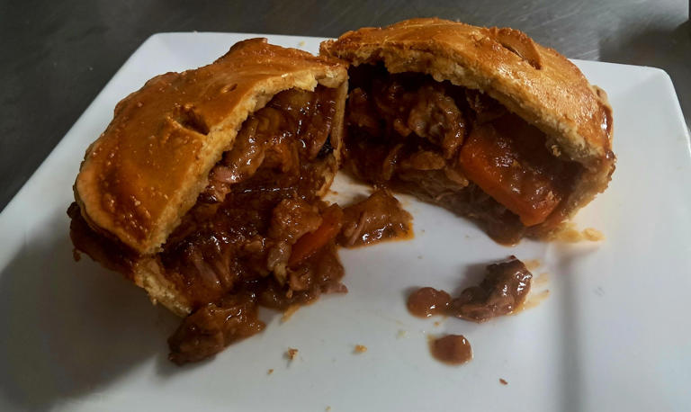 ‘Absolute gem’ Nottinghamshire farm shop sells home-made pies that ...