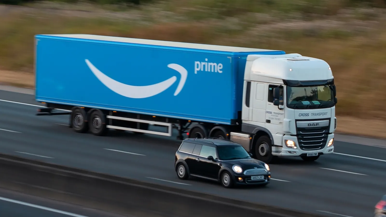 What Amazon’s new move means for shared Prime deliveries