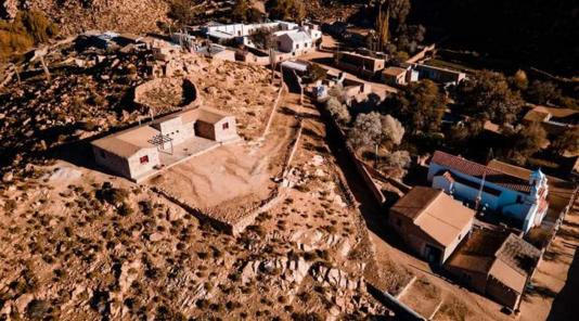 El hermoso pueblo argentino que fue fundado encima de las nubes y que solo pueden visitarlo 22 personas