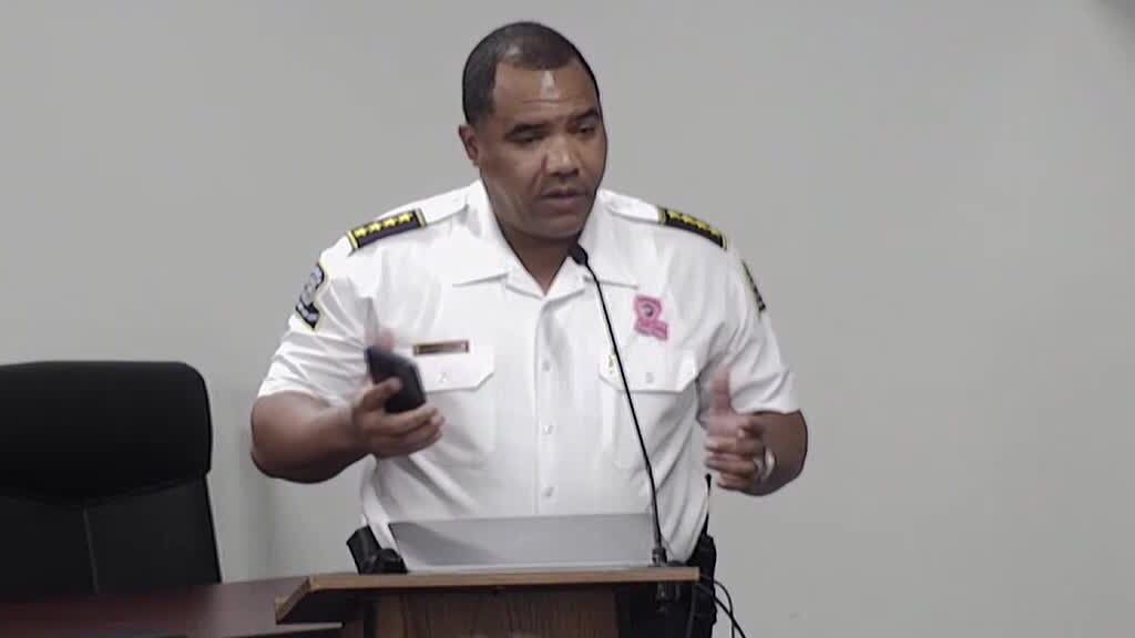 Levee police chief defends new response training program