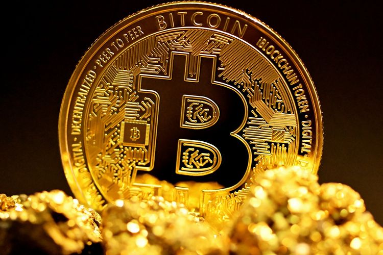Naik-Turun Harga Bitcoin 2025: Lonjakan Tajam, Volatilitas Tinggi