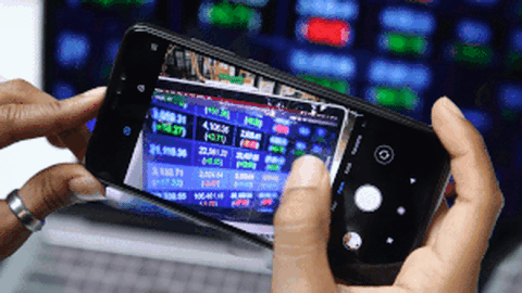 IHSG Naik Tipis ke 8.132,7, Bursa Asia Turun