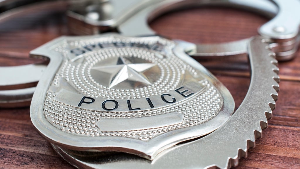 McHenry County horse stable owner charged with sexually abusing teen ...