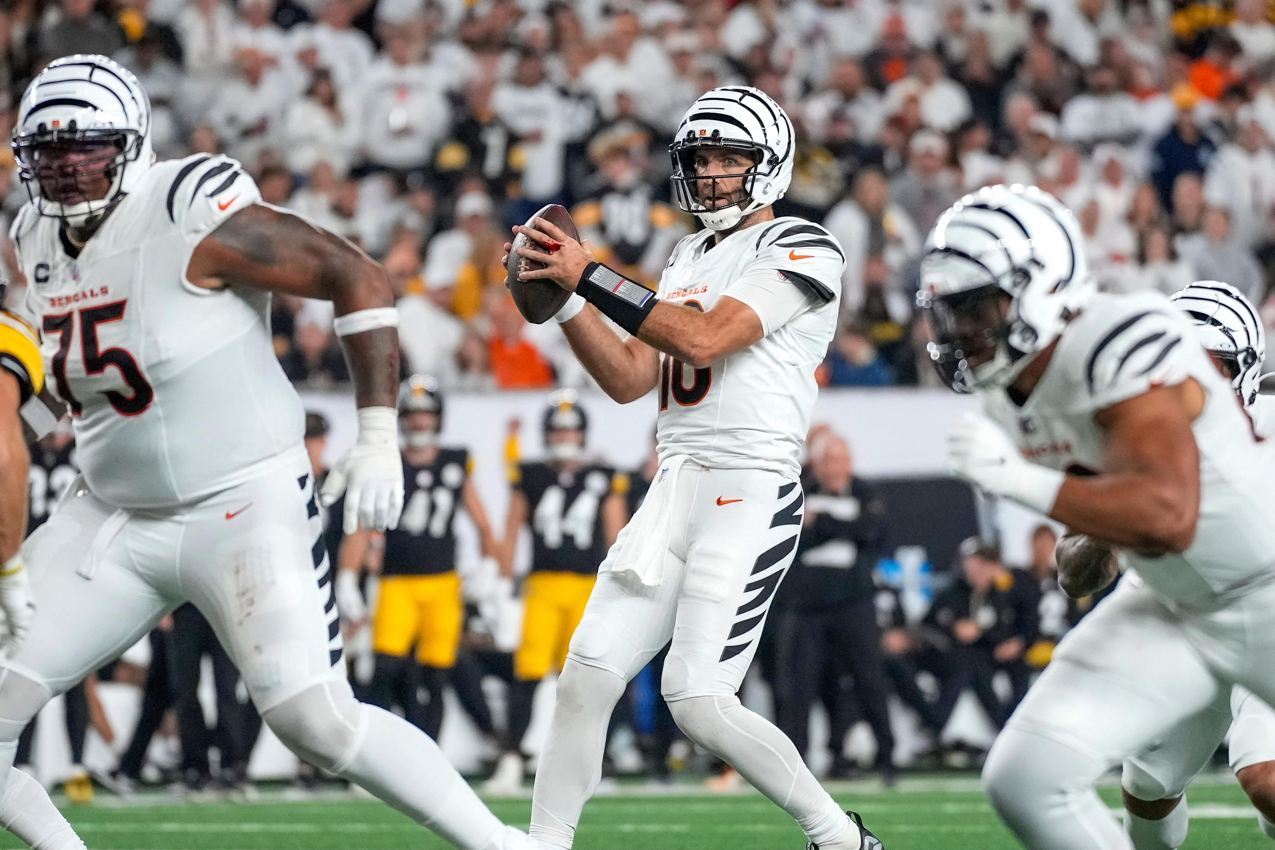 'I wasn't supposed to do that' Joe Flacco talks Bengals-Steelers fourth ...